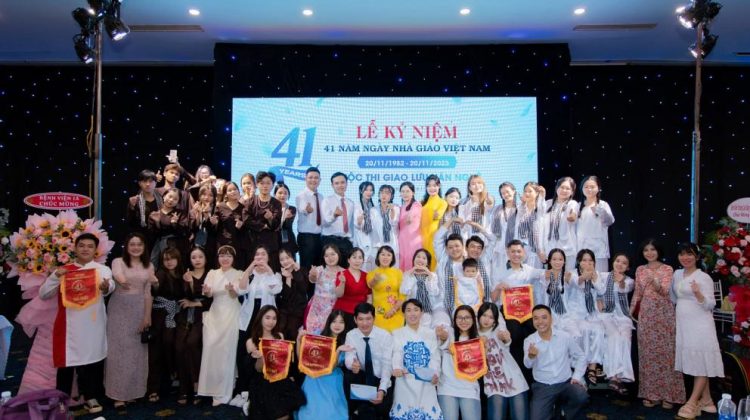 Giao lưu văn nghệ khối các trường Cao đẳng nhân dịp 41 năm Ngày nhà giáo Việt Nam