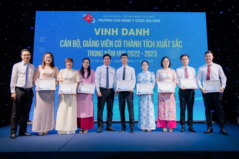 Cán bộ hoàn thành xuất sắc nhiệm vụ