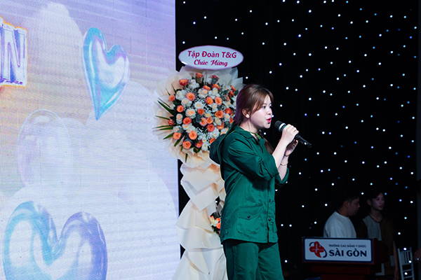 Tiết mục hát Tàu anh qua núi