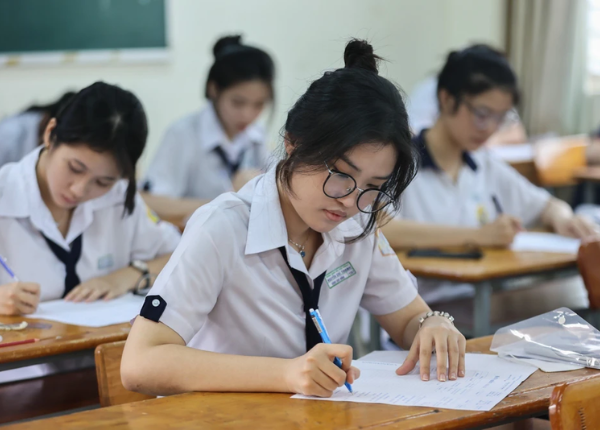 Xet-tuyen-dai-hoc-nam-2025-cung-cac-moc-thoi-gian-quan-trong