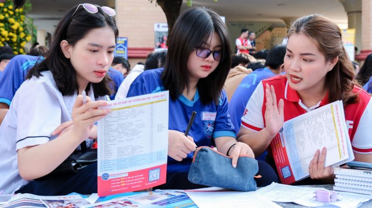 Bộ Giáo dục hướng dẫn cách quy đổi điểm các phương thức xét tuyển